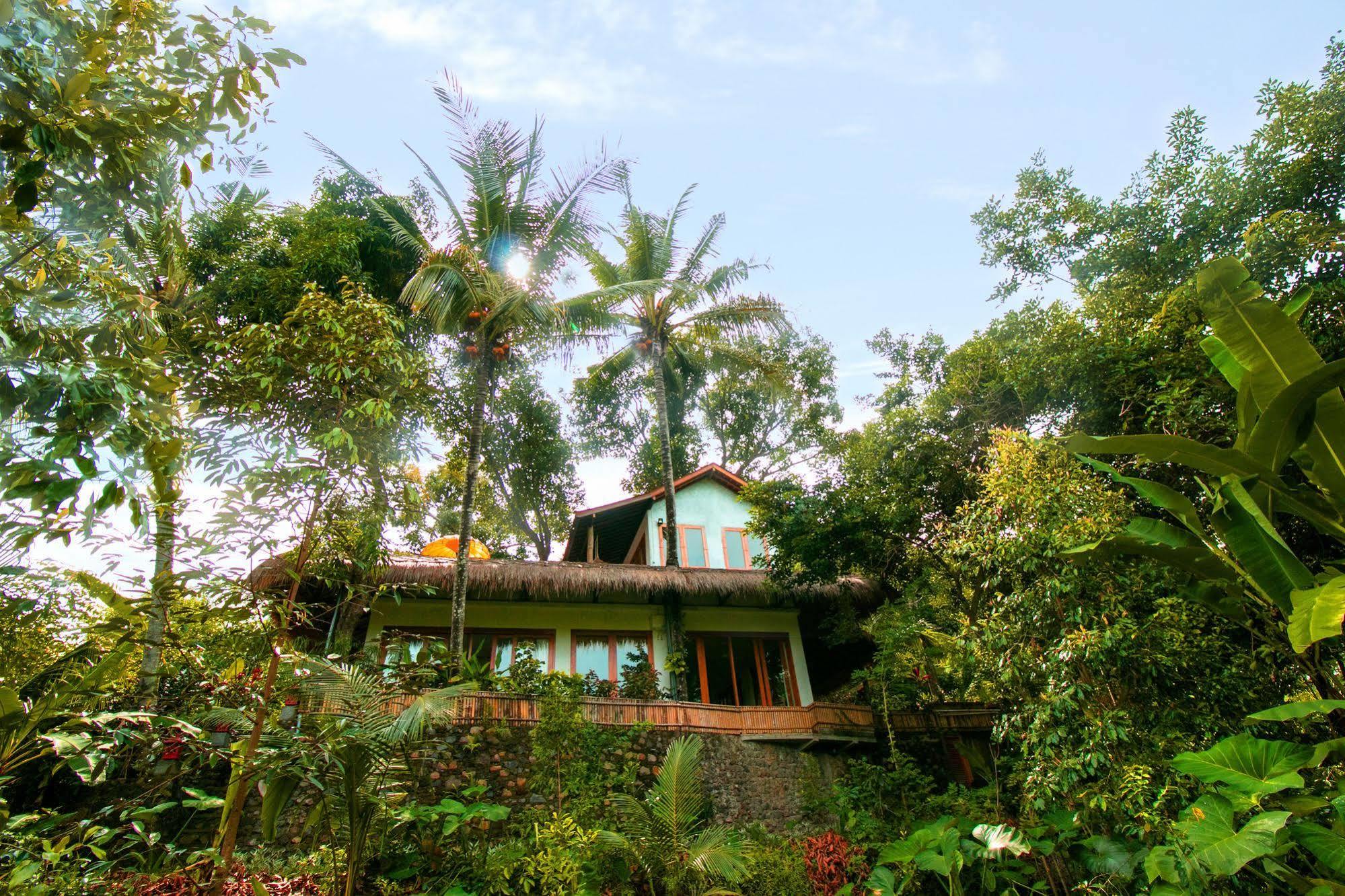 Indo Rumah Zengarden Pabean Buleleng Екстериор снимка